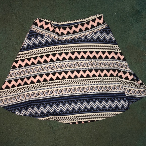 Charlotte Russe skirt - Picture 1 of 1